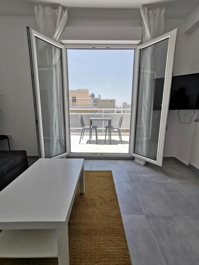 Ikarus Apartment เอเธนส์ ภายนอก รูปภาพ